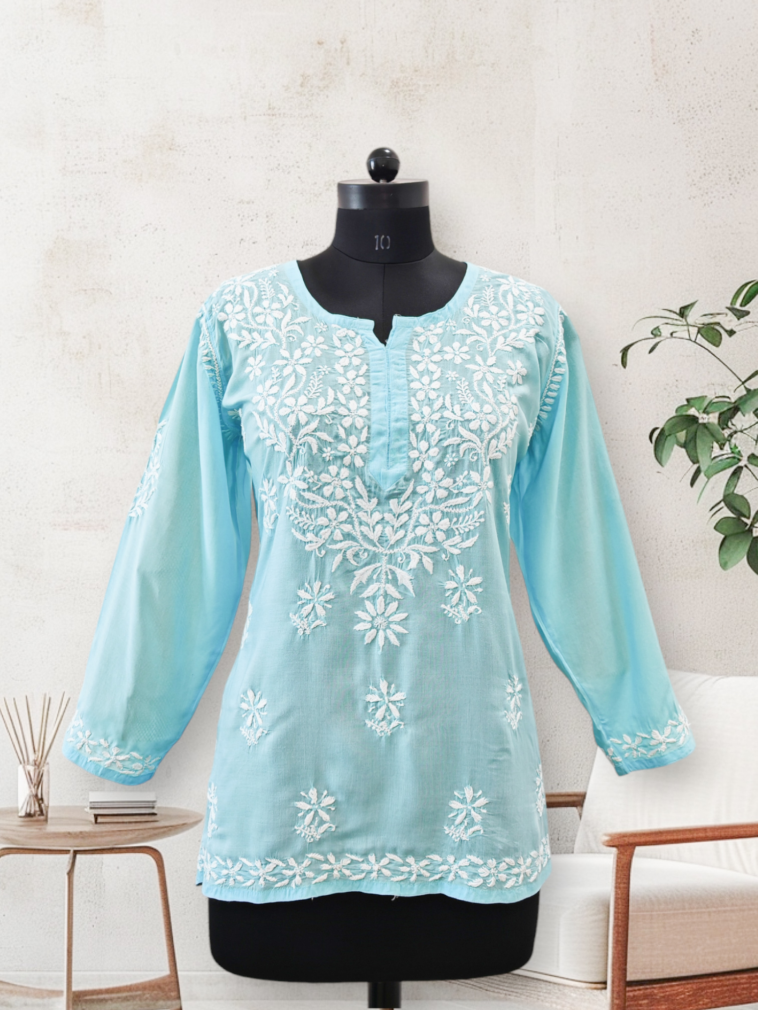 lucknowi chickankari short top blue