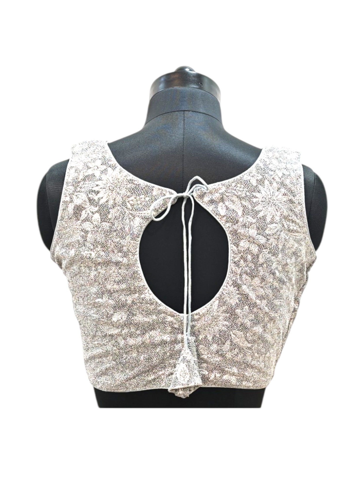 silver_sleeveless_blouse_1