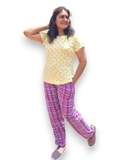 Yellow Apple - T-Shirt & Pant - Pyjama Set